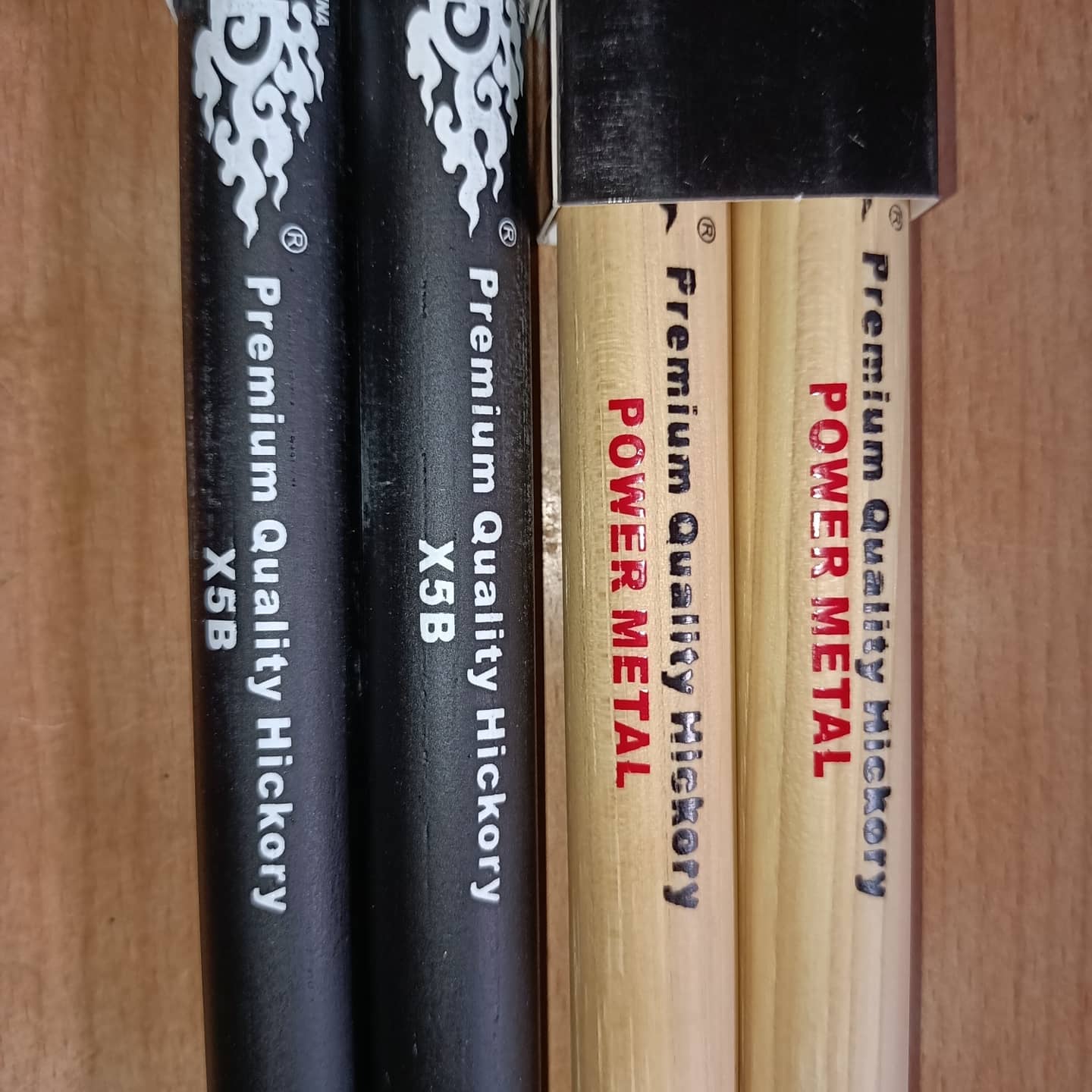 HUN STICKS POWER METAL